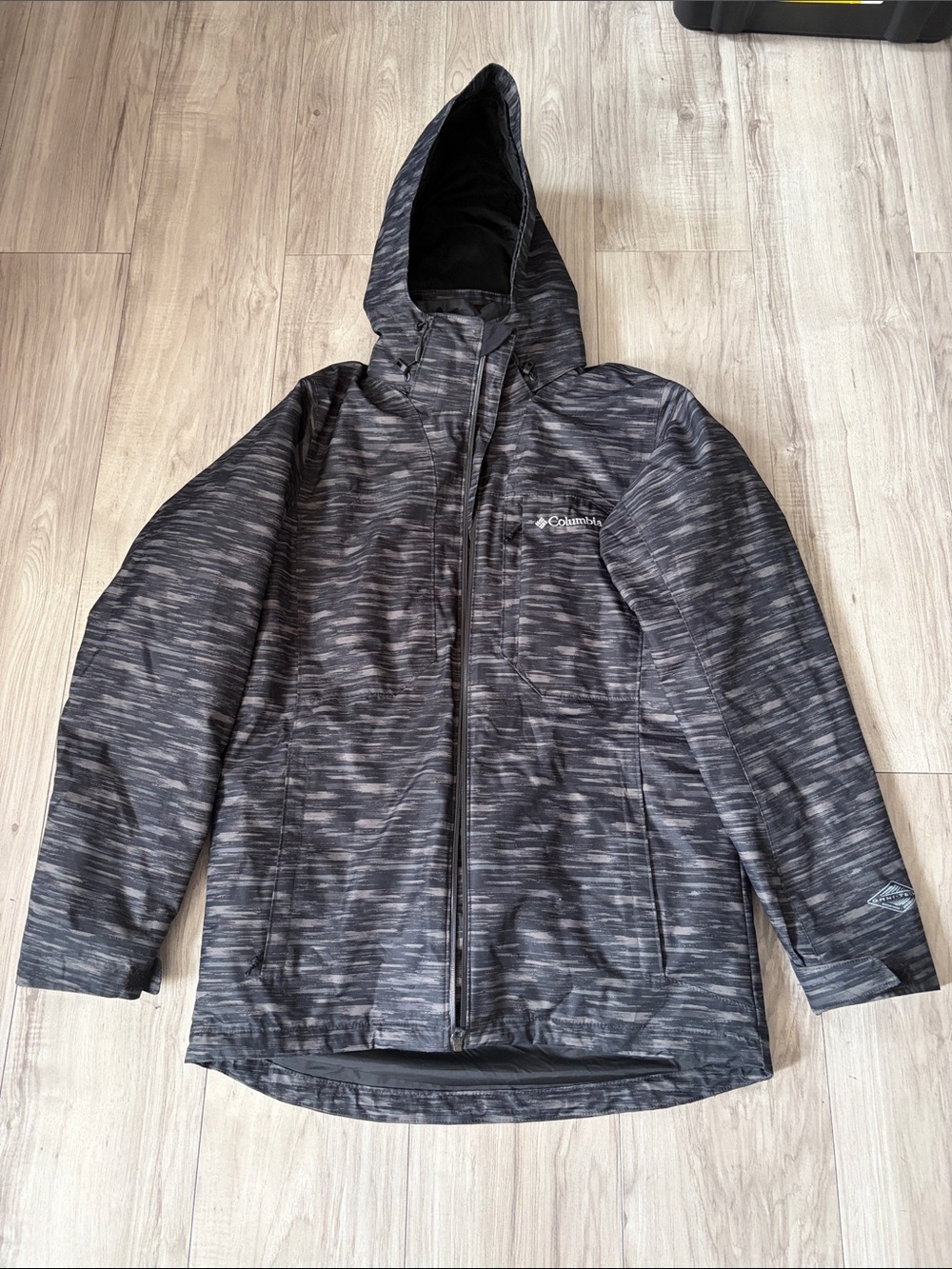 Columbia Men's Hooded Raincoat - Black/Gray Pattern